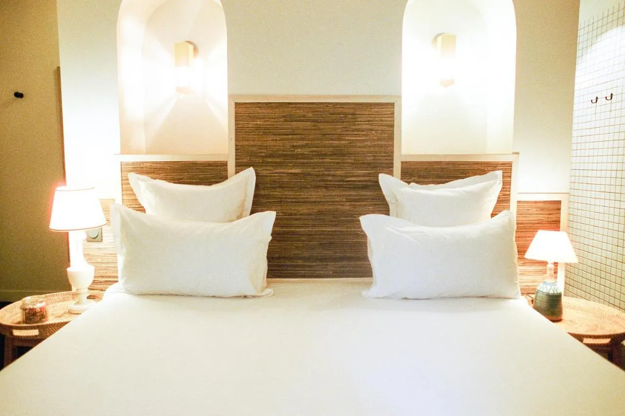 Hotell Habituel Paris