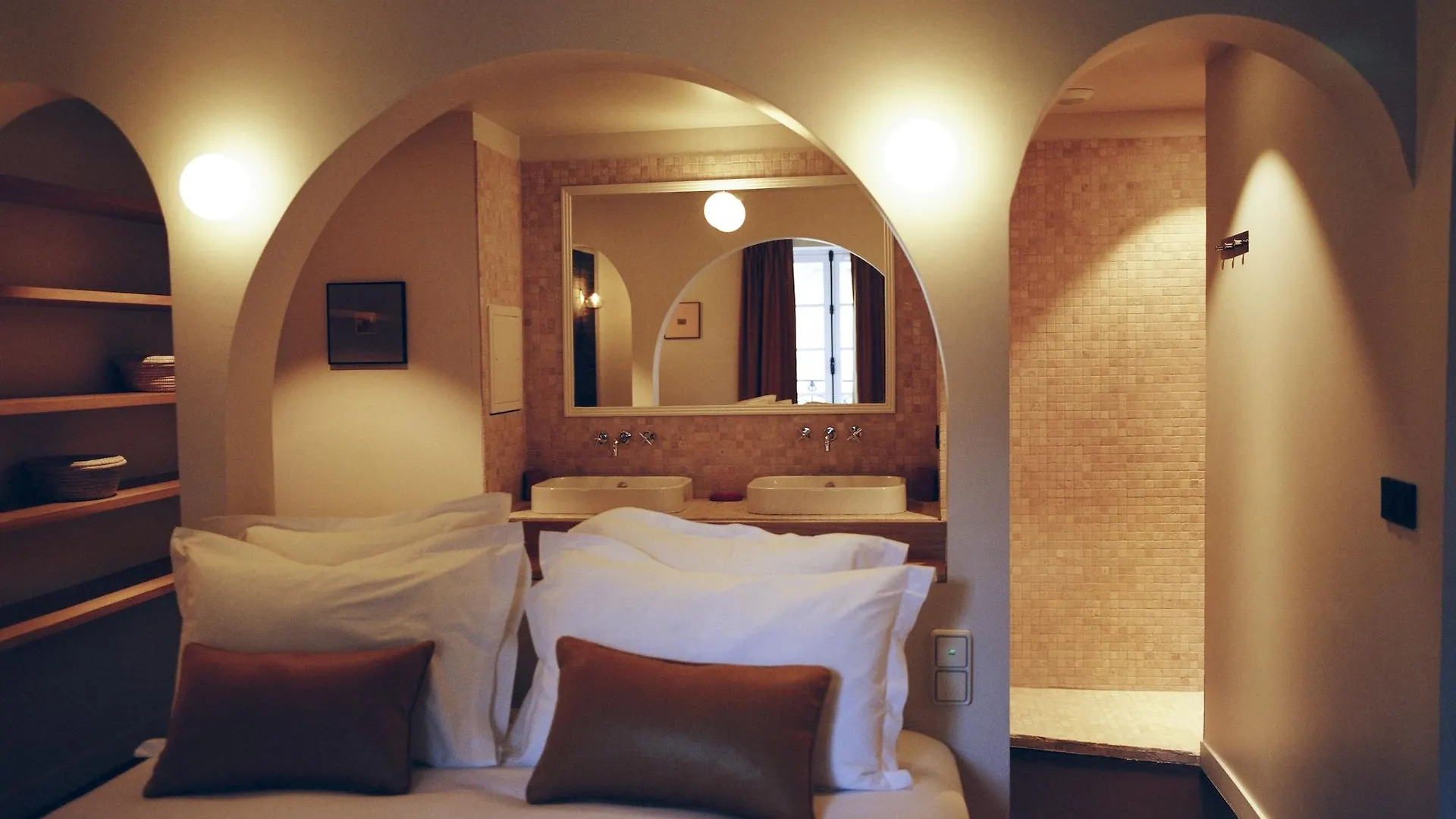 Hotel Habituel